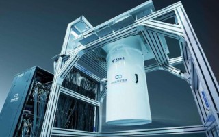 量子计算机液氮超导散热（量子计算机为什么要用液氮散热）