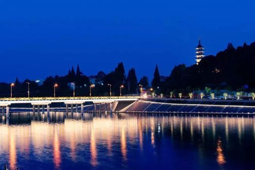 昌化镇历史气候变迁图表(昌化镇百年温度曲线图在哪里看)-第3张图片-八三百科 昌化镇历史气候变迁图表(昌化镇百年温度曲线图在哪里看)-第3张图片-八三百科