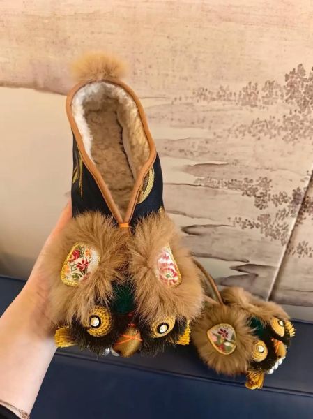 非物质文化遗产小鞋(儿童非遗虎头鞋去哪里买正宗)-第1张图片-八三百科 非物质文化遗产小鞋(儿童非遗虎头鞋去哪里买正宗)-第1张图片-八三百科