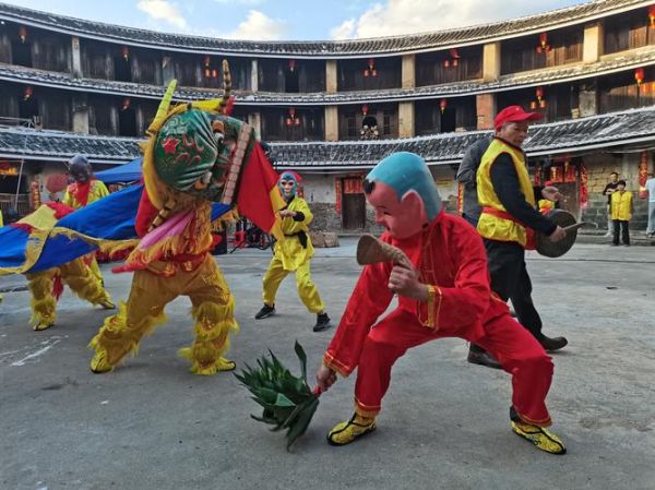 福建非物质文化遗产抬轿（福建非遗抬轿起源哪里）-第3张图片-八三百科