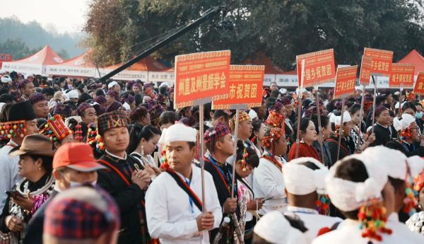 陇川非物质文化遗产（陇川目瑙纵歌怎么跳？新手三步入门）-第3张图片-八三百科