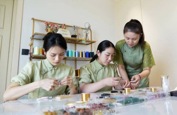 安康非物质文化遗产公司（安康非遗手工体验馆怎么预约）-第2张图片-八三百科