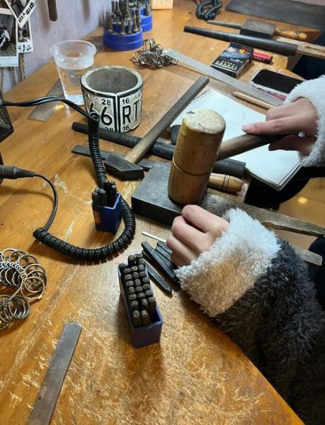 非物质文化遗产手工纯银（手工纯银非遗制作流程解析）-第3张图片-八三百科