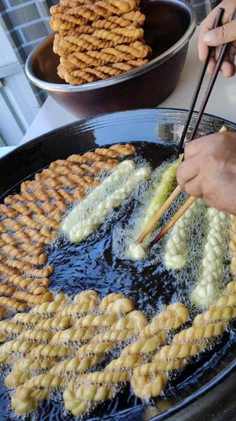 非物质文化遗产的麻花(手工麻花是文化遗产吗?)-第3张图片-八三百科 非物质文化遗产的麻花(手工麻花是文化遗产吗?)-第3张图片-八三百科