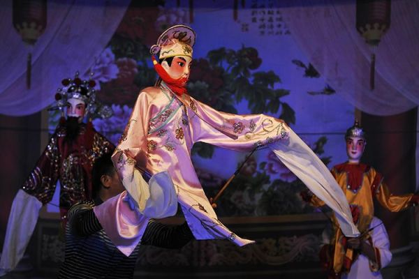 临高非物质文化遗产（临高木偶戏在哪里看最正宗）-第1张图片-八三百科