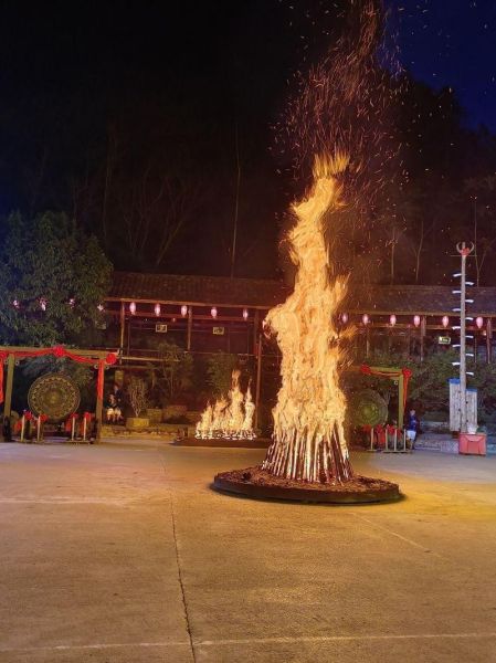 南丹非物质文化遗产（南丹白裤瑶非遗工坊在哪）-第3张图片-八三百科