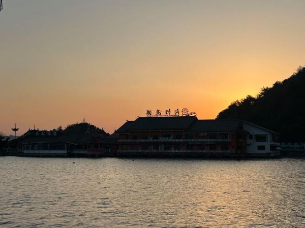 湖边非物质文化遗产（湖边非遗体验游最值得去的地方在哪）-第3张图片-八三百科