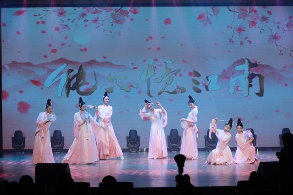 非物质文化遗产鸣唱（非物质文化遗产鸣唱有哪些代表性曲目）-第2张图片-八三百科