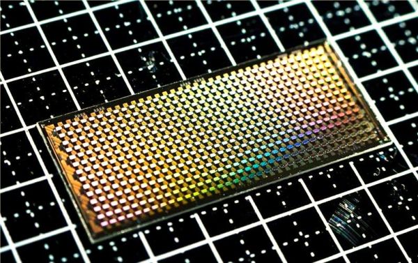 中国超导量子计算芯片(中国超导量子计算芯片研发现状如何)-第3张图片-八三百科 中国超导量子计算芯片(中国超导量子计算芯片研发现状如何)-第3张图片-八三百科