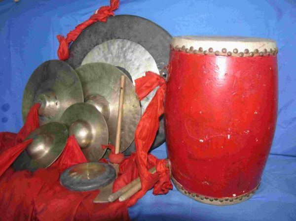 河南锣鼓非物质文化遗产(河南锣鼓非物质文化遗产有哪些传统曲目?)-第2张图片-八三百科 河南锣鼓非物质文化遗产(河南锣鼓非物质文化遗产有哪些传统曲目?)-第2张图片-八三百科