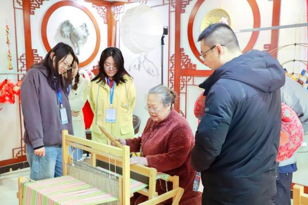 银川非物质文化遗产扶贫-第3张图片-八三百科 银川非物质文化遗产扶贫-第3张图片-八三百科