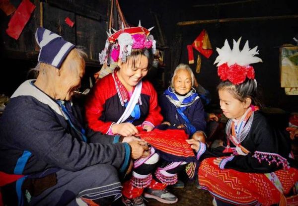 非物质文化遗产瑶绣龙胜（龙胜非物质文化遗产瑶绣有哪些纹样）-第2张图片-八三百科