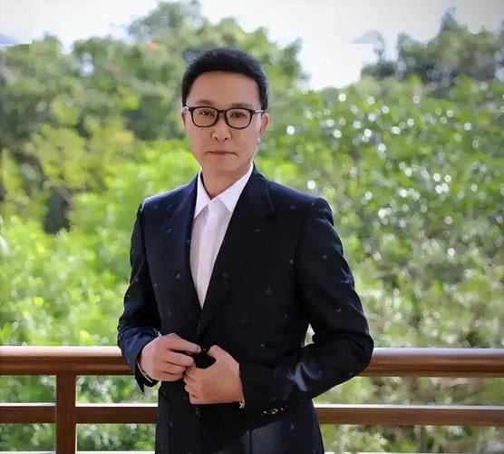 吴刚非物质文化遗产(吴刚非遗代表性传承人是谁)-第2张图片-八三百科 吴刚非物质文化遗产(吴刚非遗代表性传承人是谁)-第2张图片-八三百科