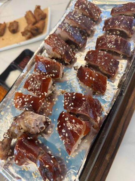 非物质文化遗产烤全猪(非遗烤全猪做法全流程新手攻略)-第3张图片-八三百科 非物质文化遗产烤全猪(非遗烤全猪做法全流程新手攻略)-第3张图片-八三百科