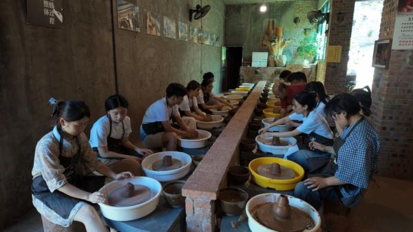 隆昌土陶非物质文化遗产(隆昌土陶非遗传承人是谁)-第2张图片-八三百科 隆昌土陶非物质文化遗产(隆昌土陶非遗传承人是谁)-第2张图片-八三百科