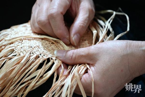 非物质文化遗产草编现状(草编非遗传承人一天赚多少钱)-第1张图片-八三百科 非物质文化遗产草编现状(草编非遗传承人一天赚多少钱)-第1张图片-八三百科