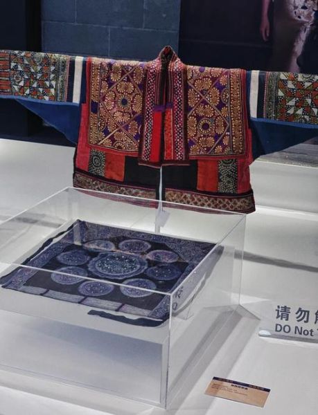 彭水非物质文化遗产(彭水苗绣怎么学最简单)-第1张图片-八三百科 彭水非物质文化遗产(彭水苗绣怎么学最简单)-第1张图片-八三百科