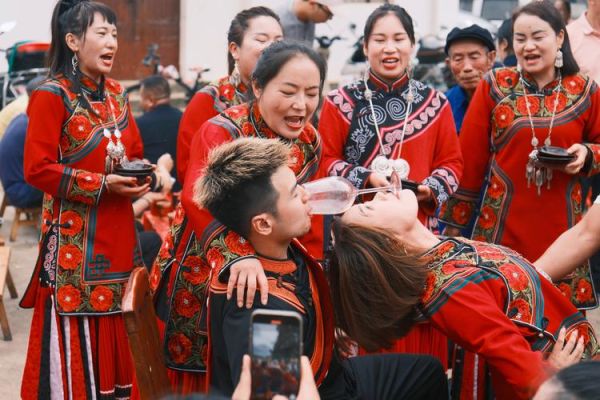 非物质文化遗产彝族结婚（彝族传统婚礼仪式流程详解）-第1张图片-八三百科