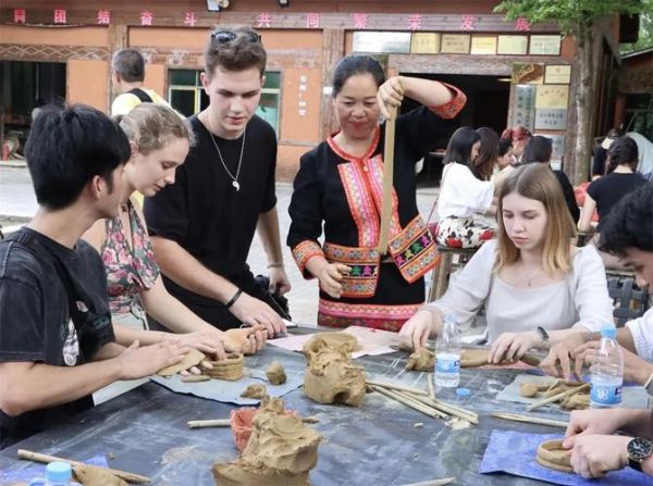 留学非物质文化遗产(留学非遗专业有哪些学校可选)-第2张图片-八三百科 留学非物质文化遗产(留学非遗专业有哪些学校可选)-第2张图片-八三百科