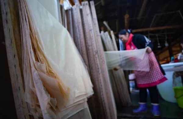 韶关非物质文化遗产土纸(韶关非遗土纸制作工艺详析)-第3张图片-八三百科 韶关非物质文化遗产土纸(韶关非遗土纸制作工艺详析)-第3张图片-八三百科