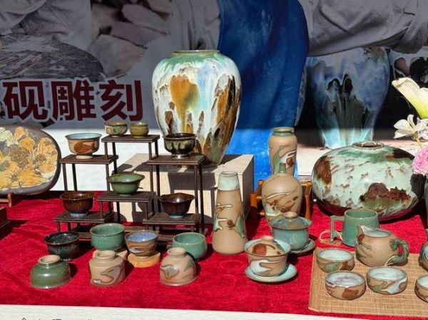 凉山手艺非物质文化遗产(凉山非遗手工艺为何打动年轻人)-第3张图片-八三百科 凉山手艺非物质文化遗产(凉山非遗手工艺为何打动年轻人)-第3张图片-八三百科